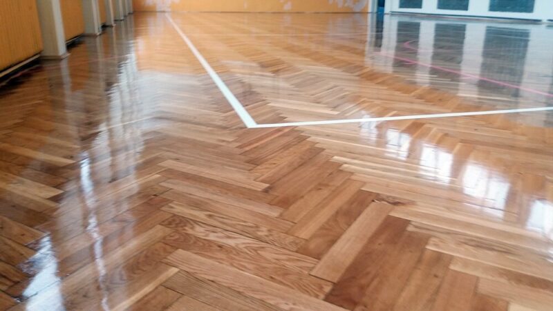 Cyklinowanie sali gimnastycznej – Mietków